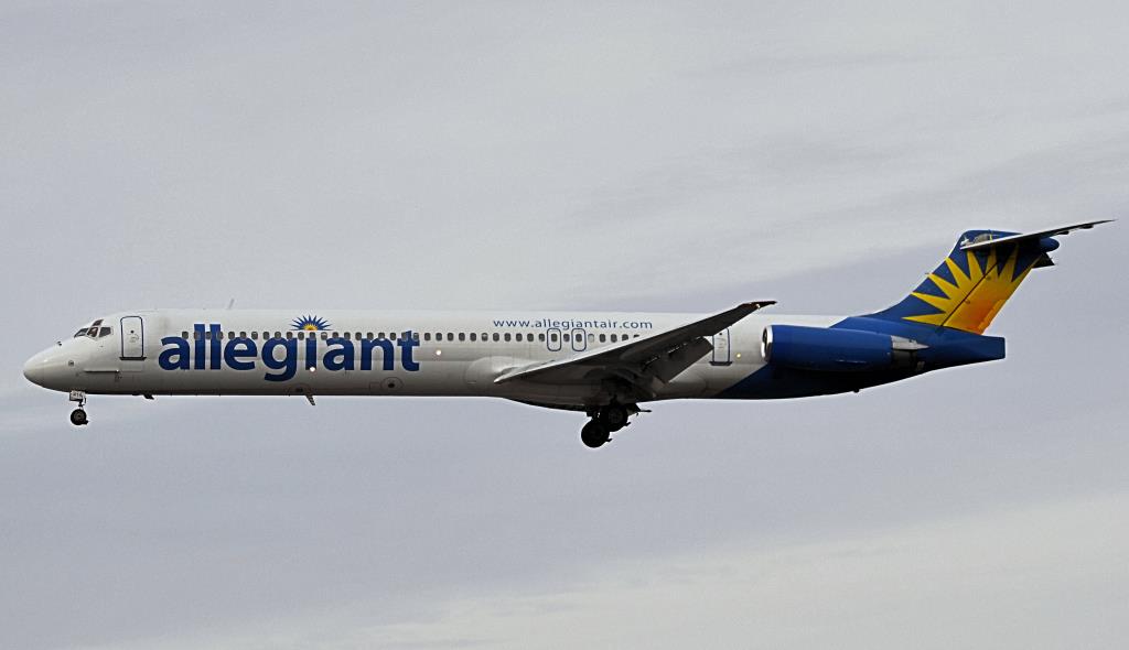 Photo of aircraft N414NV operated by Allegiant Air