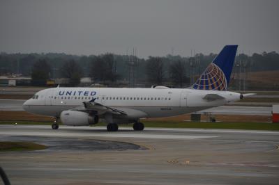 Photo of aircraft N897UA operated by United Airlines