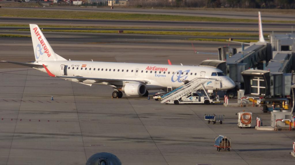 Photo of aircraft EC-KYO operated by Air Europa