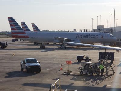 Image of aircraft registration N979UY - A A321-231 operated by American Airlines