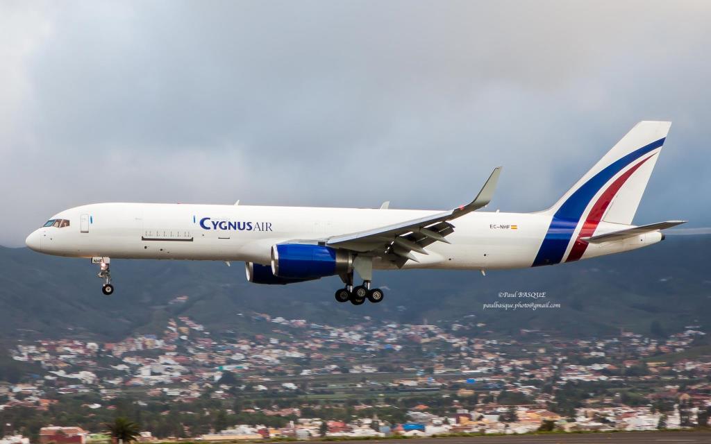 Photo of aircraft EC-NHF operated by Cygnus Air
