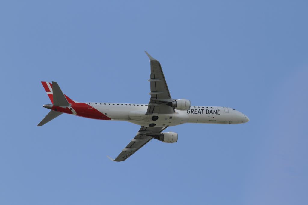 Photo of aircraft OY-GDA operated by Great Dane Airlines