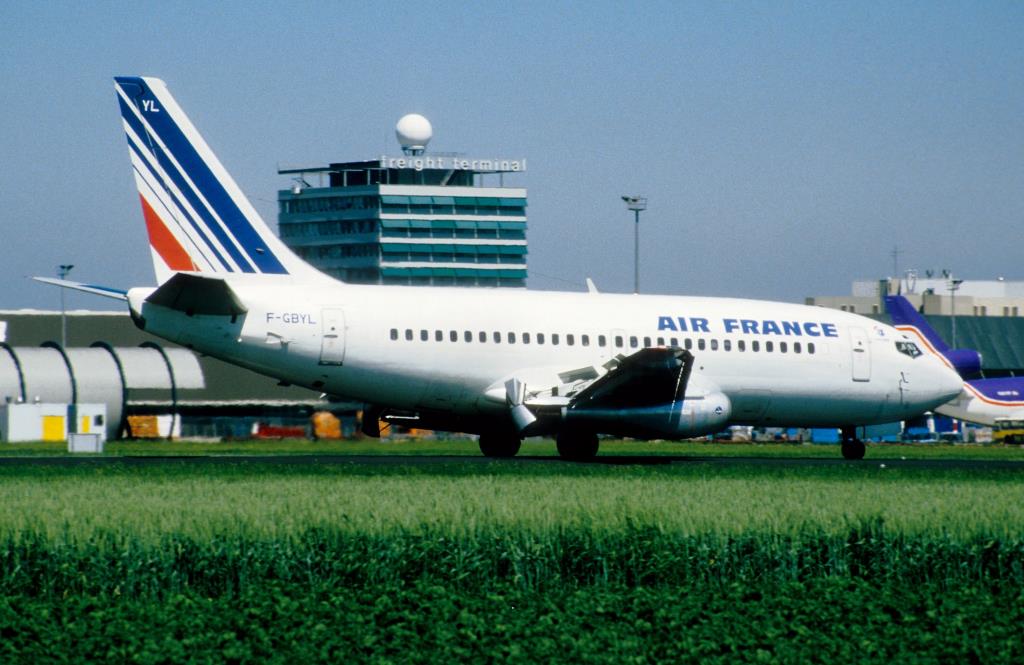 Photo of aircraft F-GBYL operated by Air France