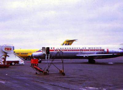 Photo of aircraft XA-SOF operated by Aeromexico