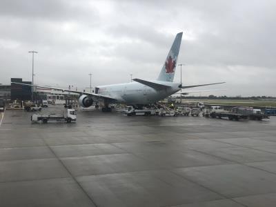 Image of aircraft registration C-FIVQ - A 777-333(ER) operated by Air Canada