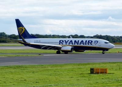 Photo of aircraft EI-DWW operated by Ryanair