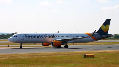 Photo of aircraft G-TCDE operated by Thomas Cook Airlines