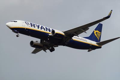 Photo of aircraft EI-ENE operated by Ryanair