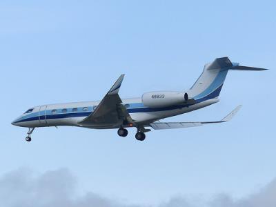 Photo of aircraft N8833 operated by 650 Holdings LLC