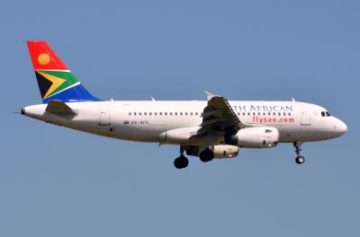 Photo of aircraft ZS-SFG operated by South African Airways