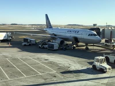 Photo of aircraft N810UA operated by United Airlines