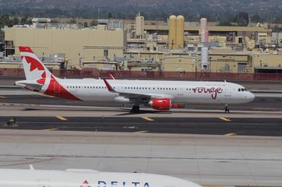Photo of aircraft C-FJQD operated by Air Canada Rouge