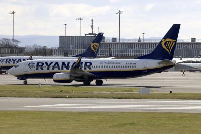Photo of aircraft EI-EMB operated by Ryanair