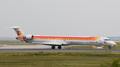 Image of aircraft registration EC-LPG - A CRJ-1000 operated by Air Nostrum