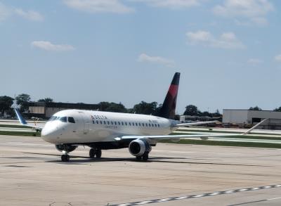 Photo of aircraft N308SY operated by Delta Connection