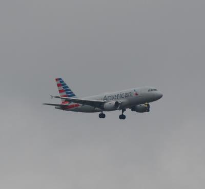 Photo of aircraft N715UW operated by American Airlines
