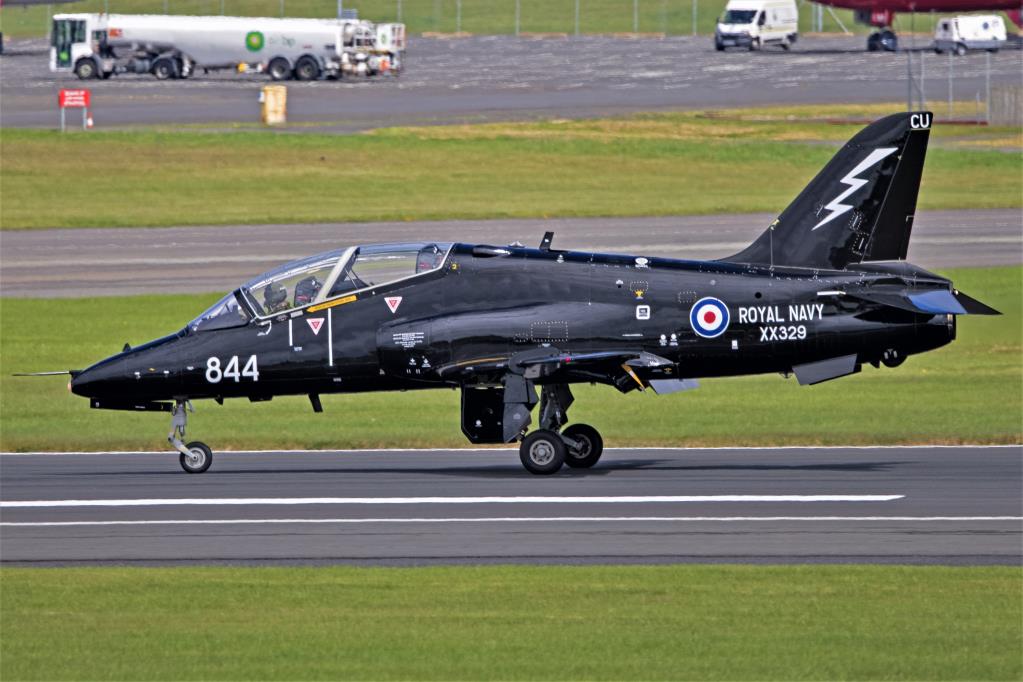 Photo of aircraft XX329 operated by Royal Air Force