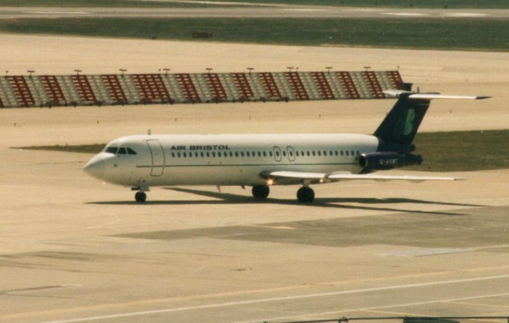Photo of aircraft G-AVMT operated by Air Bristol