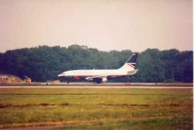 Image of aircraft registration G-BGJM - A 737-236 operated by British Airtours