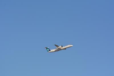 Image of aircraft registration C-GENM - A DHC-8-402Q operated by WestJet Encore