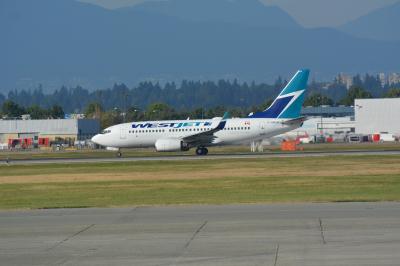 Photo of aircraft C-GWJG operated by WestJet