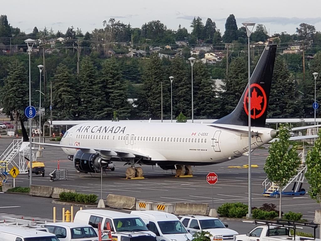 Photo of aircraft C-GEKX operated by Air Canada