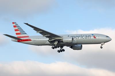 Photo of aircraft N759AN operated by American Airlines