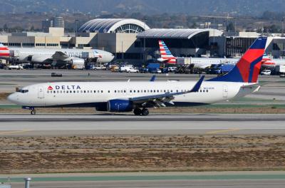 Photo of aircraft N824DN operated by Delta Air Lines