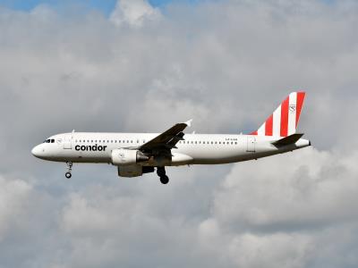 Photo of aircraft LZ-LAH operated by Condor