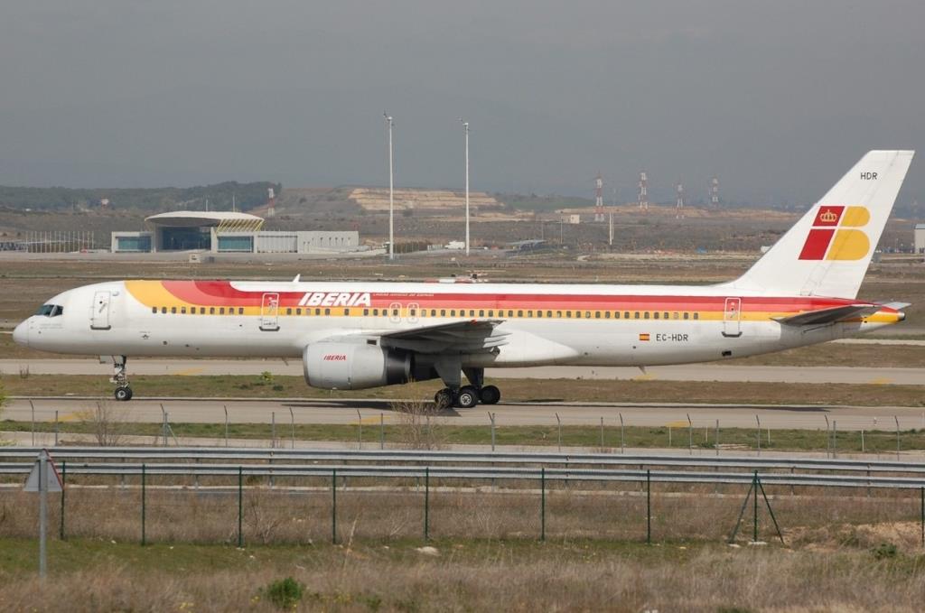 Photo of aircraft EC-HDR operated by Iberia