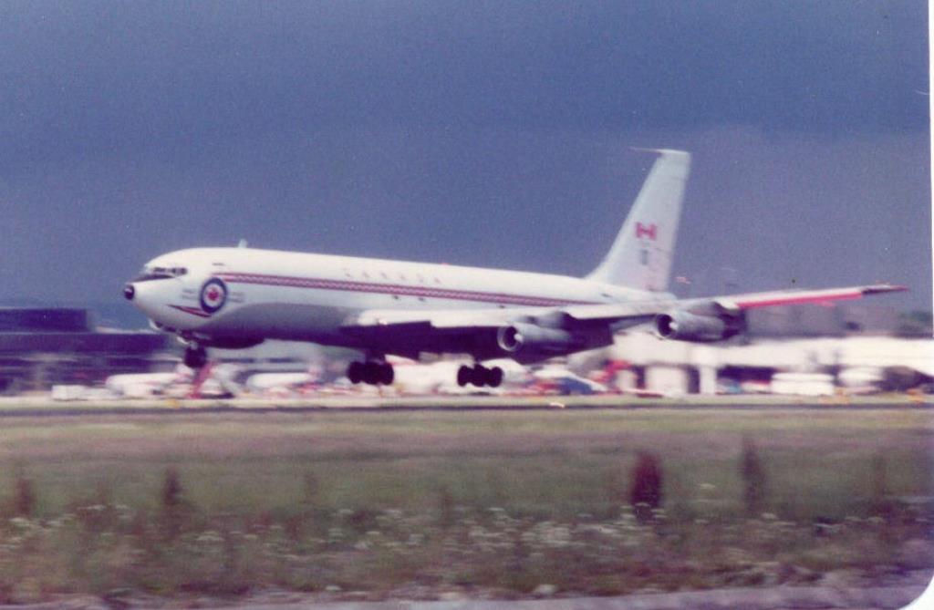 Photo of aircraft 13701 operated by Royal Canadian Air Force