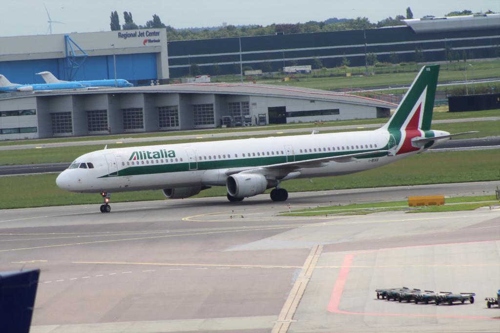 Photo of aircraft I-BIXS operated by Alitalia