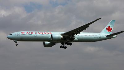 Photo of aircraft C-FKAU operated by Air Canada