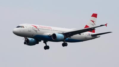 Photo of aircraft OE-LBQ operated by Austrian Airlines