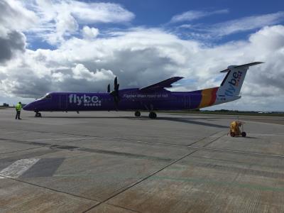 Image of aircraft registration G-JEDW - A DHC-8-402 operated by Flybe
