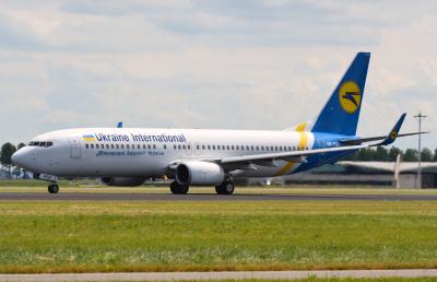 Photo of aircraft UR-PSD operated by Ukraine International Airlines