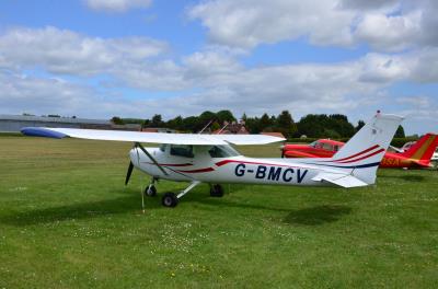 Photo of aircraft G-BMCV operated by Mark Bonsall