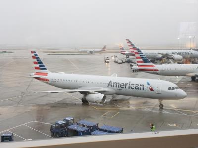Image of aircraft registration N563UW - A A321-231 operated by American Airlines