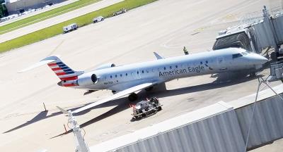 Photo of aircraft N617QX operated by American Eagle