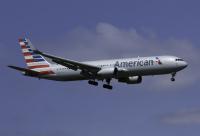 Photo of aircraft N388AA operated by American Airlines