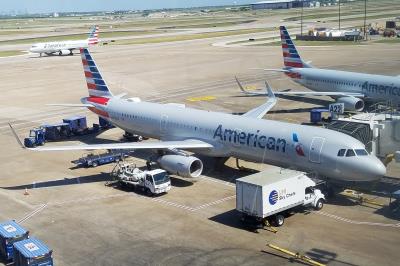 Photo of aircraft N933AM operated by American Airlines