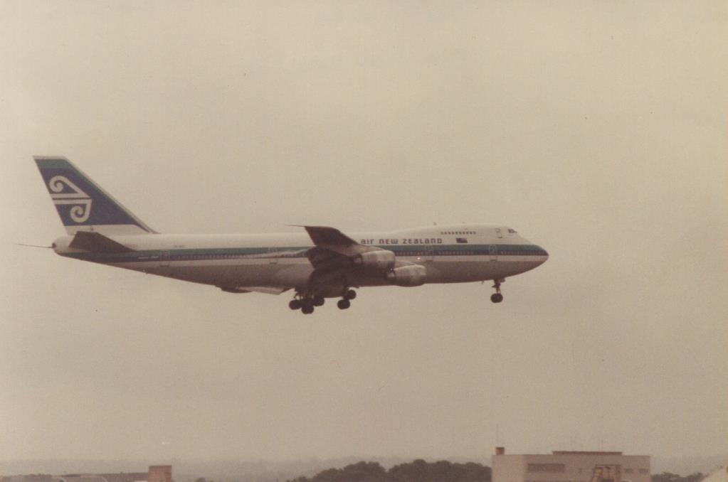 Photo of aircraft ZK-NZZ operated by Air New Zealand