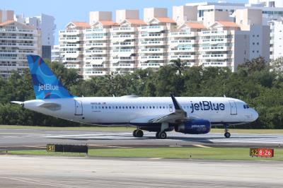 Photo of aircraft N805JB operated by JetBlue Airways