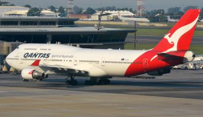 Photo of aircraft VH-OEI operated by Qantas
