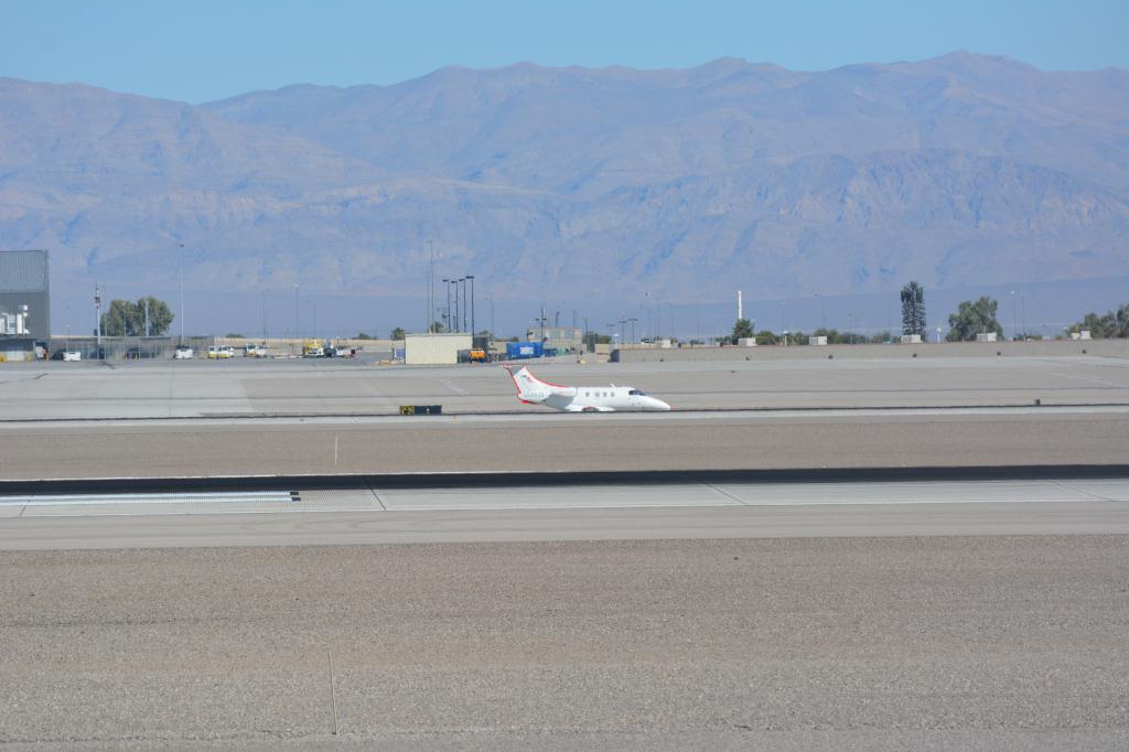 Photo of aircraft N583JS operated by JetSuite