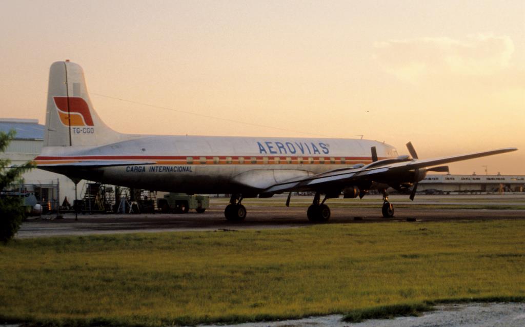 Photo of aircraft TG-CGO operated by Aerovias SA
