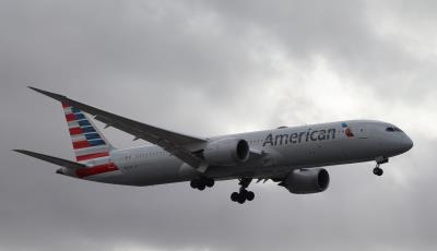 Photo of aircraft N827AN operated by American Airlines