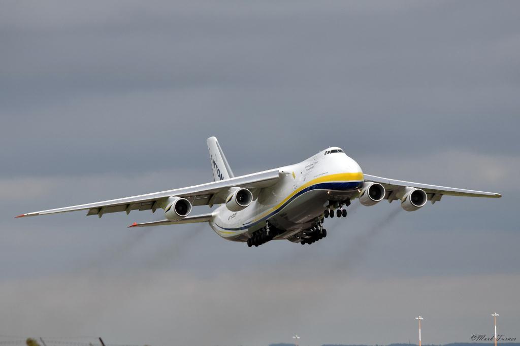 Photo of aircraft UR-82009 operated by Antonov Design Bureau