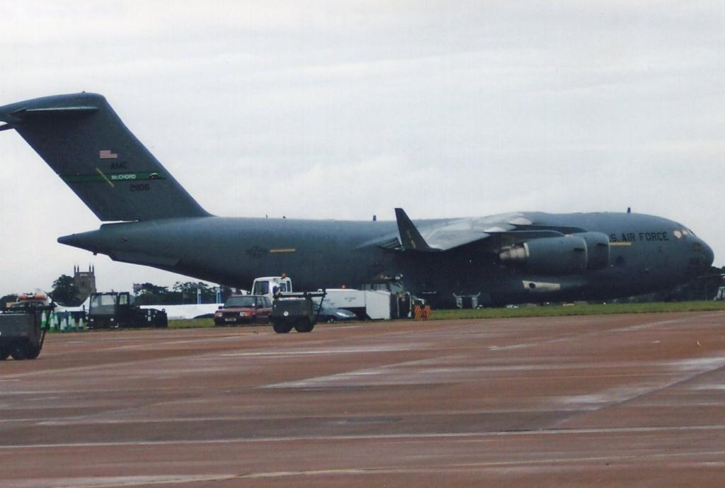 Photo of aircraft 02-1106 operated by United States Air Force