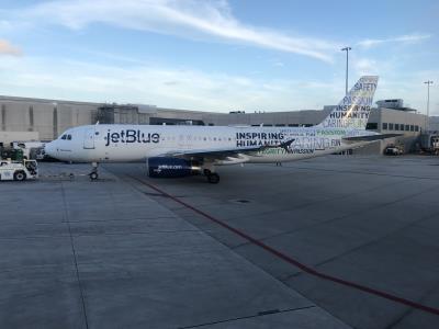 Photo of aircraft N598JB operated by JetBlue Airways